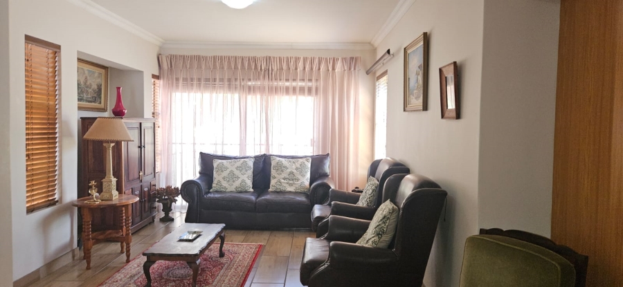 1 Bedroom Property for Sale in Langenhovenpark Free State